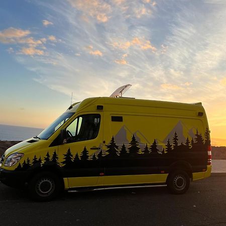 On Road- Feel Freedom With Campervan! Guincho  エクステリア 写真
