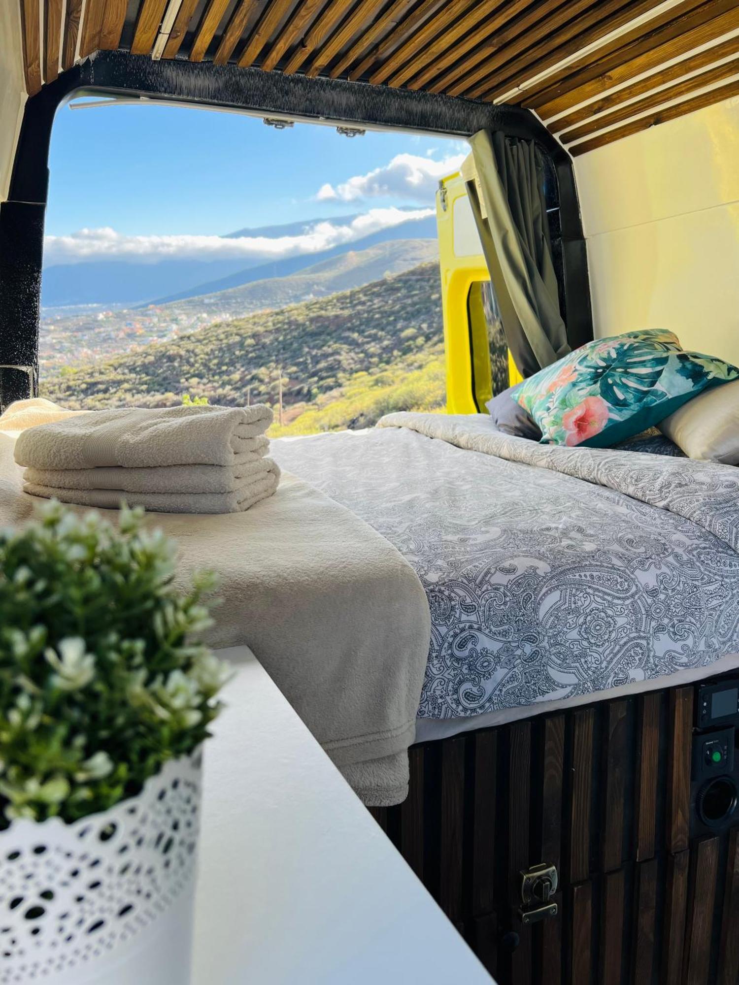 On Road- Feel Freedom With Campervan! Guincho  エクステリア 写真