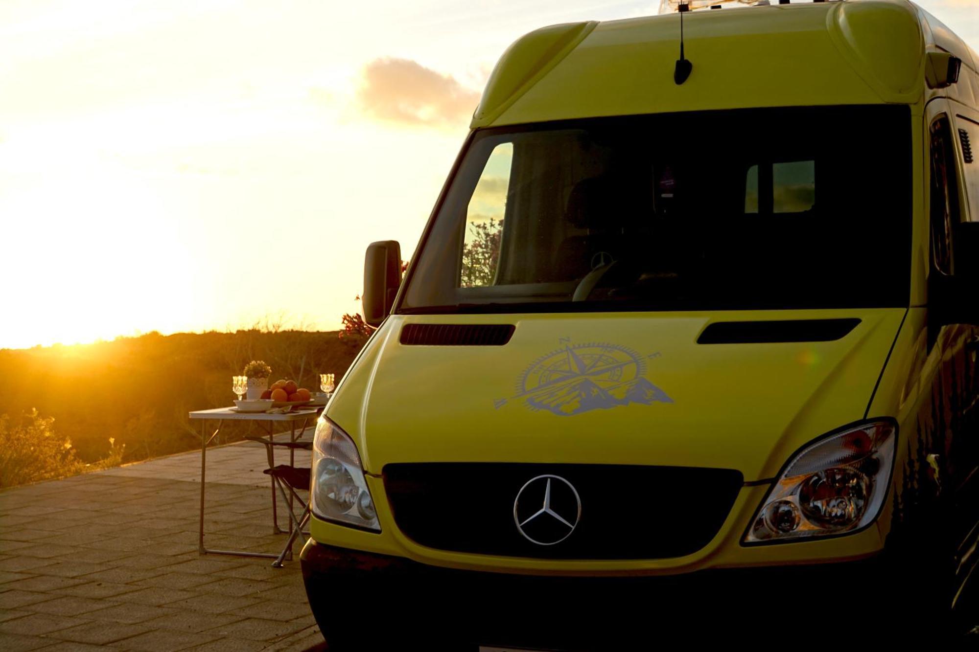 On Road- Feel Freedom With Campervan! Guincho  エクステリア 写真