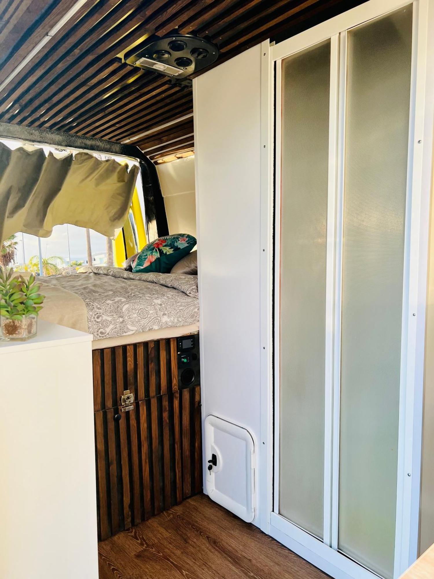 On Road- Feel Freedom With Campervan! Guincho  エクステリア 写真